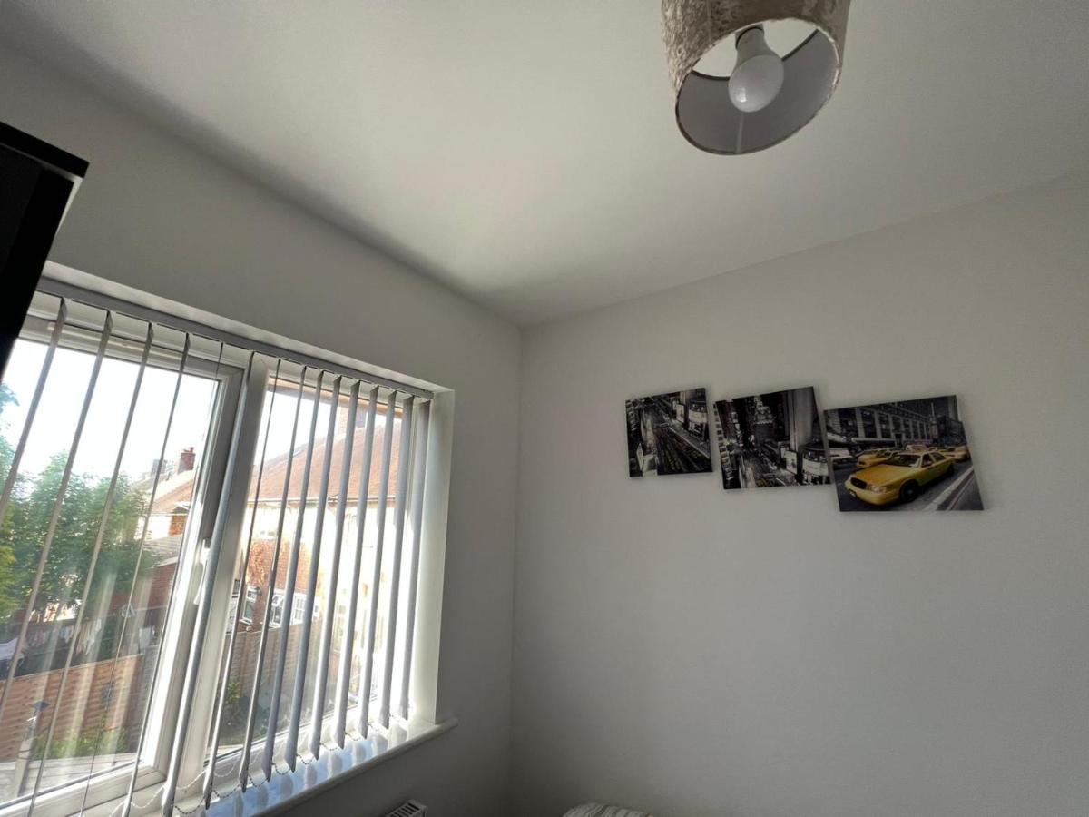 Cosy Home Near Nec, Bhx Bullring & Solihull Birmingham Eksteriør bilde